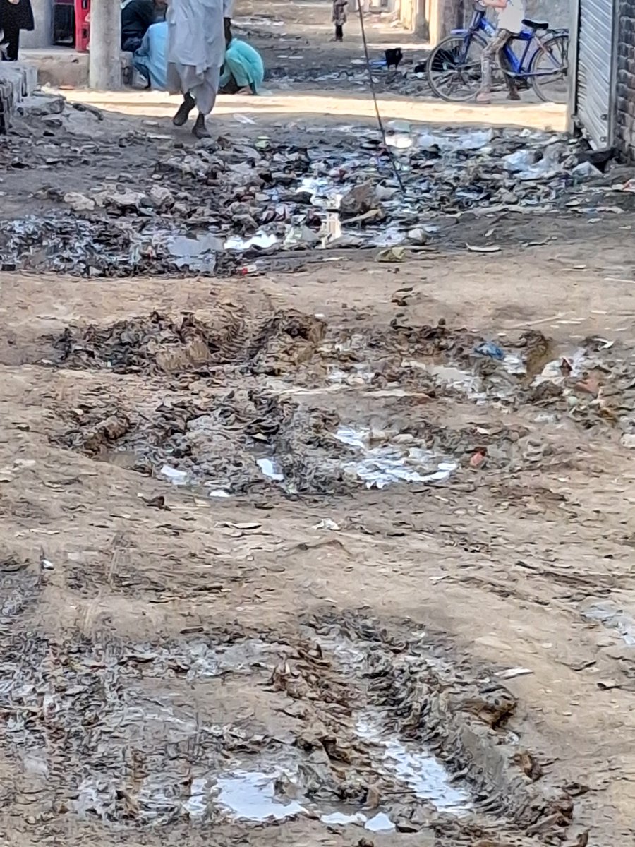 bilalazeem103's tweet photo. @Marriyum_A Dear @WorldBank @WorldBankPakistan, while you discuss 5G &amp; AI, please see real Lahore. This is Manawan - broken streets, sewage water, no drainage. Please visit these areas before any appreciation.
@MaryamNSharif #Lahore https://t.co/Fwq1NoLW1q