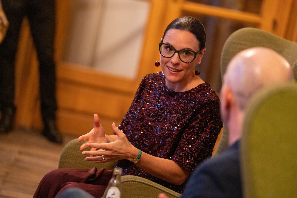 AllianceOfHer's tweet photo. “If you love what you’re doing, it’s the most precious thing” 💛 

Inspiring words from our alumna Raquel García Hermida-van Der Walle MEP to kick off our final session of 2026. 

Once part of the Academy, now back to share her experience with the next generation. #SheWillBeHeard https://t.co/icpsYhvxT4