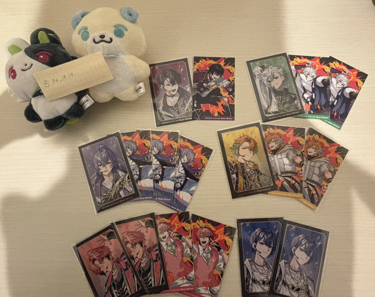 na_19_10_'s tweet photo. 【交換】にじさんじ MECHATU-A 
めちゃつえー ライブ グッズ Over Drive! 1st LIVE ランダムカード チェキ

譲▶︎画像1枚目

求▶︎💡、🐝🤣

郵送での交換希望
まとめての方優先
同柄同士での交換でお願い致します。
検索からもお気軽にお声掛けください。 https://t.co/VC6OfzfphK