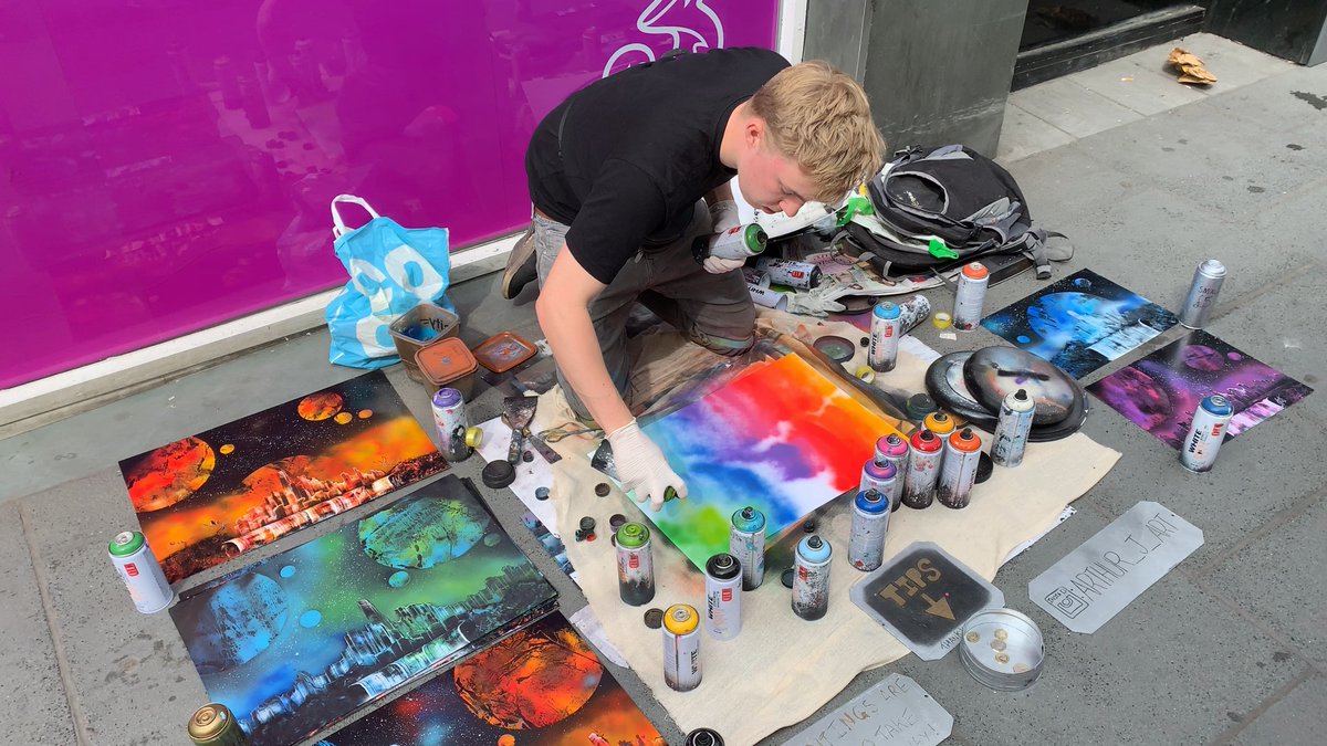Willowemzp's tweet photo. Descubre la magia del arte urbano en un taller práctico este fin de semana! Aprende técnicas de stencil y crea tu propia obra única, sin experiencia previa necesaria.  #ArteUrbano #ExperienciaCreativa， https://t.co/NBvSFtiBc7