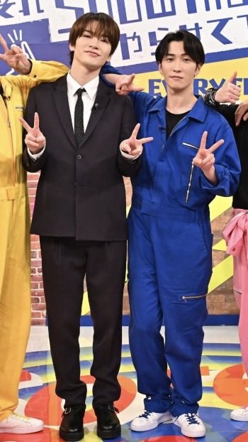 tatsunyankawaii's tweet photo. やっぱりこの感じってなべふかにしか出せない
ちっちゃい時からずっとダチっていう連れ感とこのチャラさ
まさに、悪友コンビ
#それスノ https://t.co/vi7um8XOZi