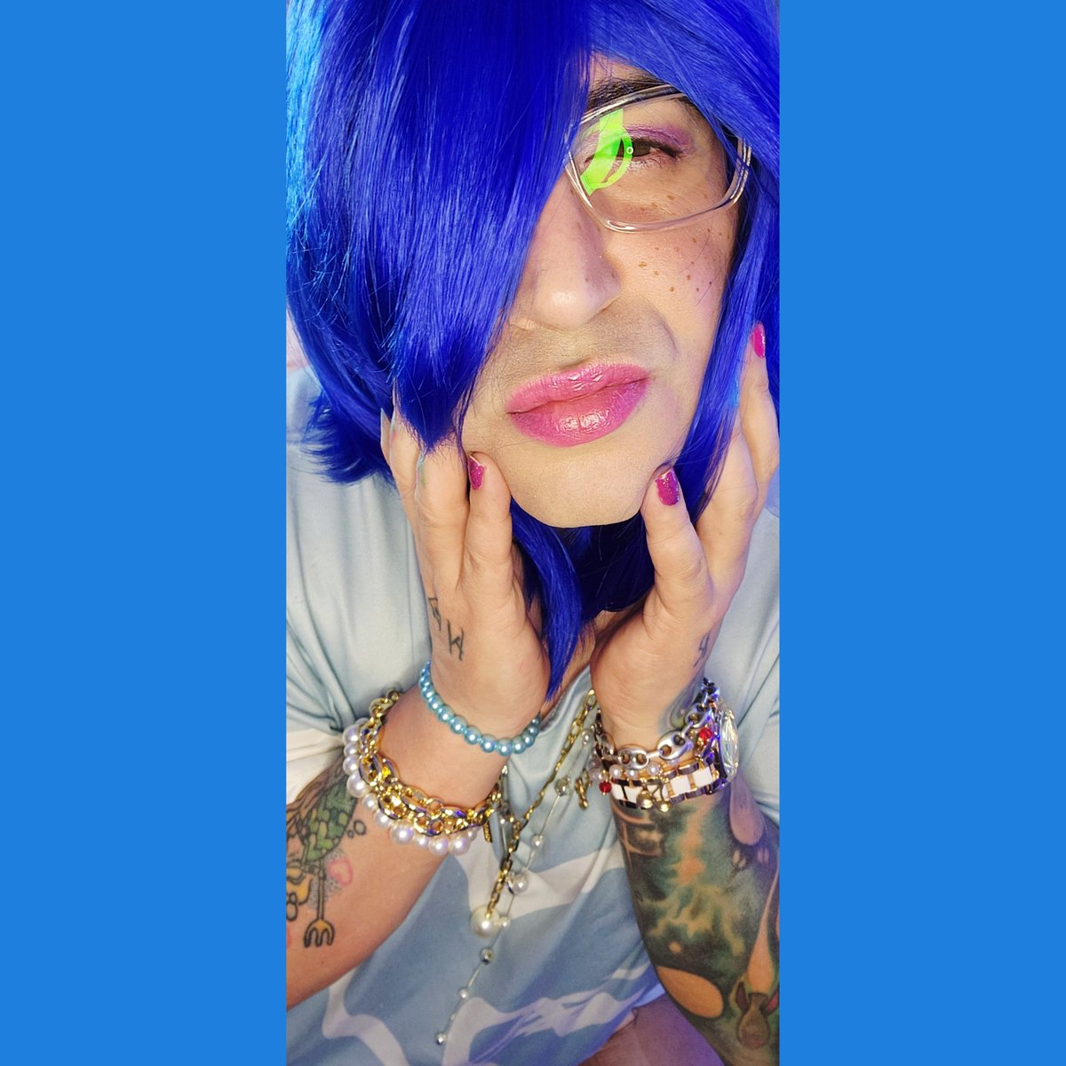 FemboySashaOf's tweet photo. BLUE 💙 #sissy #crossdress #crossdresser #femboy #bisexual #makeup #canadian https://t.co/sgUyxuobl6