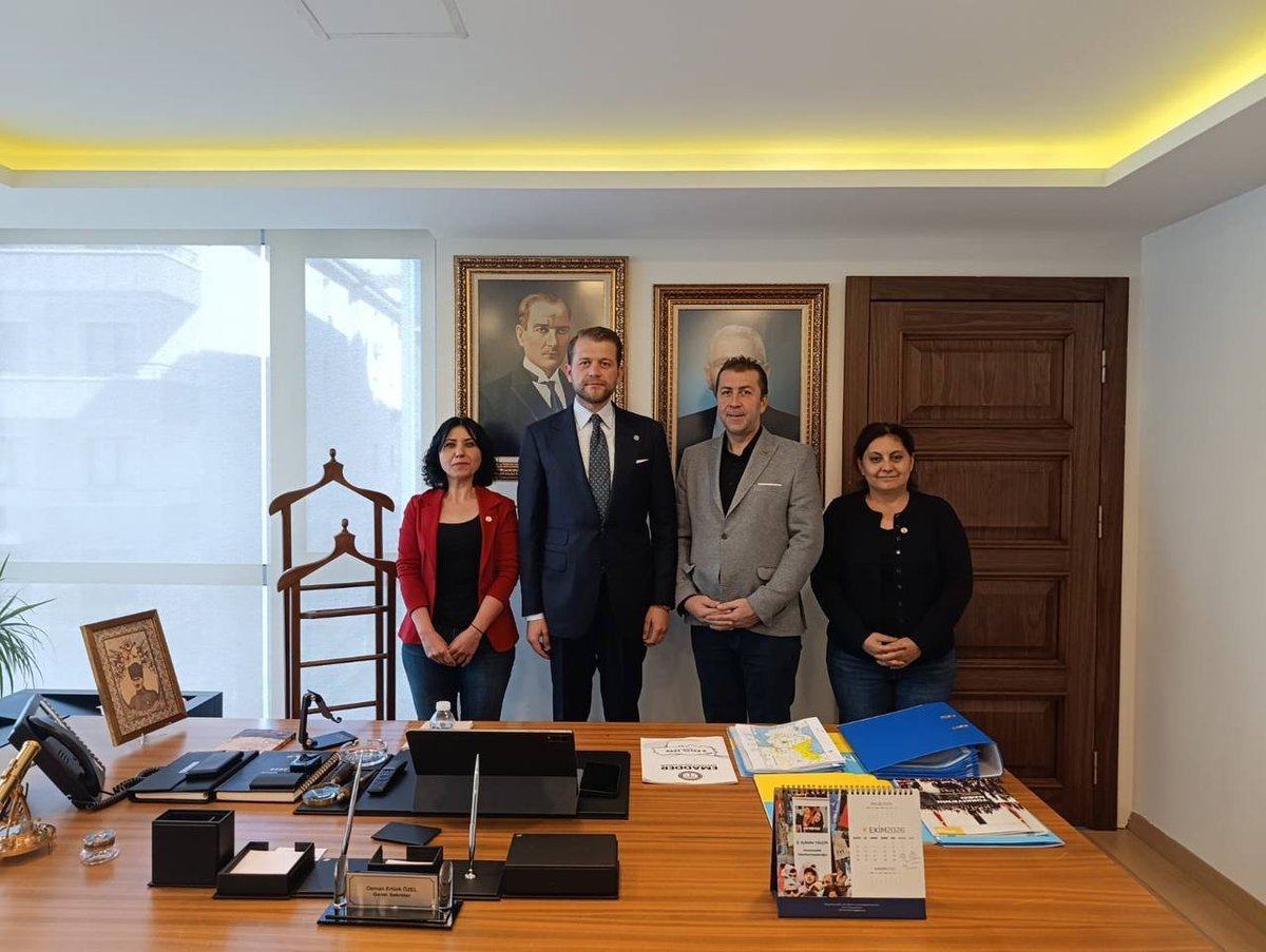 ycelltaskin16's tweet photo. EMADDER Ankara Temsilciliği,  hakkımızı savunmak adına çok kıymetli görüşmeler gerçekleştirdi.
Kademe mağduriyeti için elini taşın altına koyan tüm emekçilerimize teşekkür ederiz. Dualarımız ve güvenimiz sizinle! 🙌
@OSMANOZBEK83
@SirinCetin0660
@sgezer0677

#KademeMeclisinişi https://t.co/yyi0YxBIH8