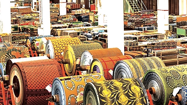 NigeriaStories's tweet photo. The Federal Government has begun moves to support businesses in Abia State, particularly the textile and garment industry in Aba, with infrastructure and access to finance identified as key constraints requiring urgent intervention. https://t.co/J46QYyPKq6