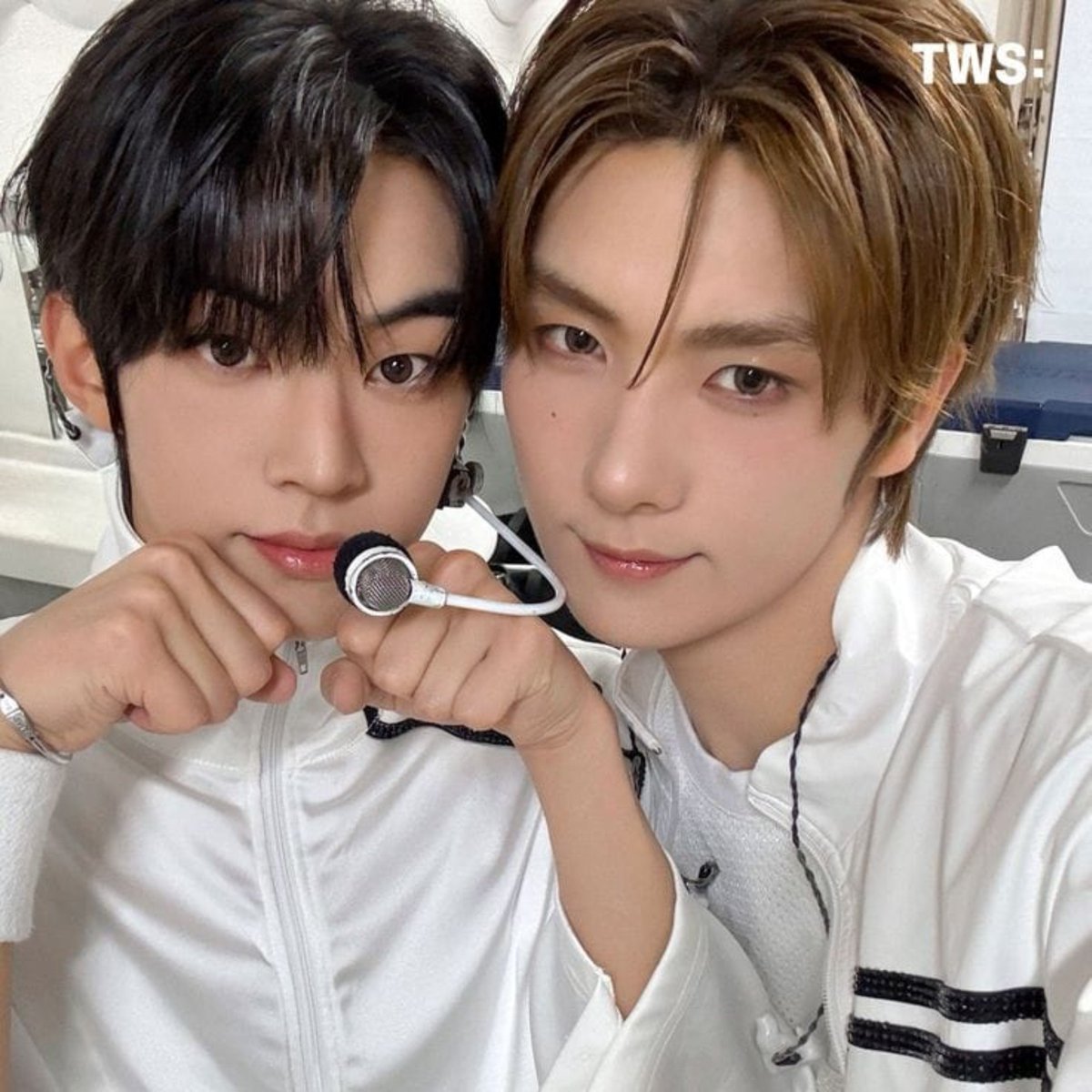 kyrellchoices's tweet photo. [♡] Thread de aniversário para a @dohoonblog; 

Porque ela é a pessoa mais importante pra mim 💗 https://t.co/n9H6rJlS8r