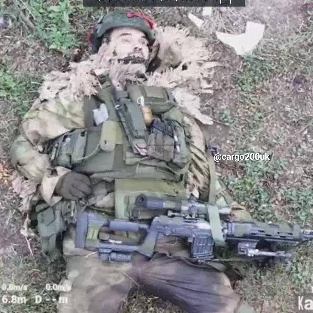 CARGO200uk's tweet photo. Dead Russian sniper judging by his kit a professional maybe not just a conscript... but not professional enough 😁👀 https://t.co/mvNVr8eKQk