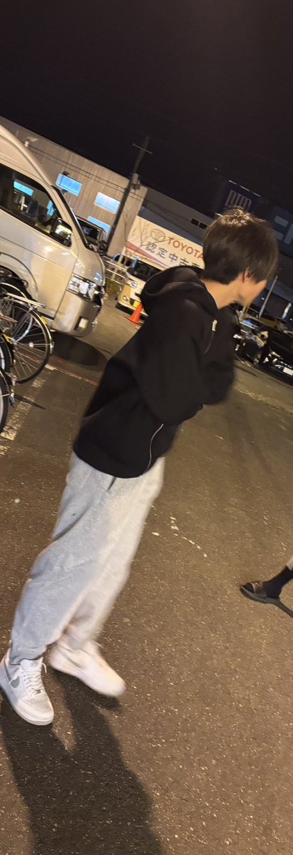 ichi8_07's tweet photo. Tag

離れないからずっと俺のそばに居て

05￤🚹￤嫉妬￤依存￤監視￤ノリ￤雑多
ゆるく絡める人たくさん欲しいな
全反応無言フォローでお迎え
 #病み垢  #病み垢さんと繋がりたい 
 #病み垢男子と繋がりたい 
 #病み垢女子と繋がりたい https://t.co/ZEMtGnLav2