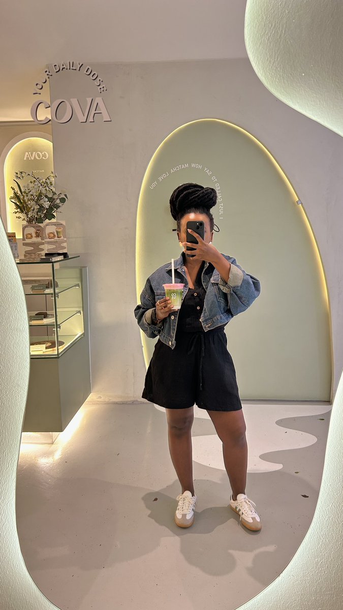 Siphokazimcaka1's tweet photo. Matcha run! 🍵
#matcharun #matcha #cova #matchatime #lifestyle https://t.co/VKoXIas6e2
