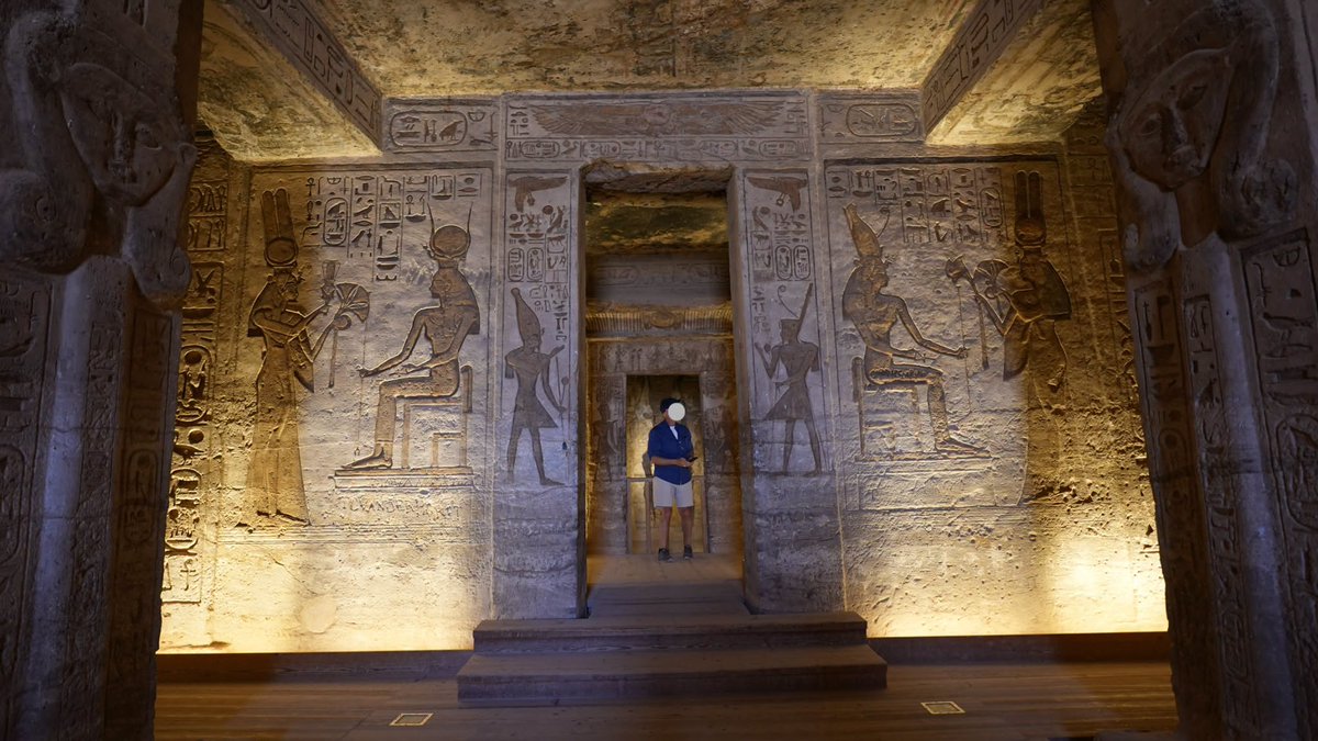 Pantip1996's tweet photo. 🇪🇬✨ เที่ยวอียิปต์ด้วยตัวเอง EP.4 : Abu Simbel Temples อาบูซิมเบล ชมวิหารรามเสสที่ 2 และวิหารเนเฟอร์ตารี อลังการสมคำเล่าลือ พร้อมพิกัดร้านเด็ดและตลาด Old Souks  🐫🏜️

📌 https://t.co/irHiHQLESS

#เที่ยวอียิปต์ด้วยตัวเอง
#AbuSimbel
#Egypt
#EgyptTravel
#Aswan
#อียิปต์
#Pantip https://t.co/mAtyNiCSWs