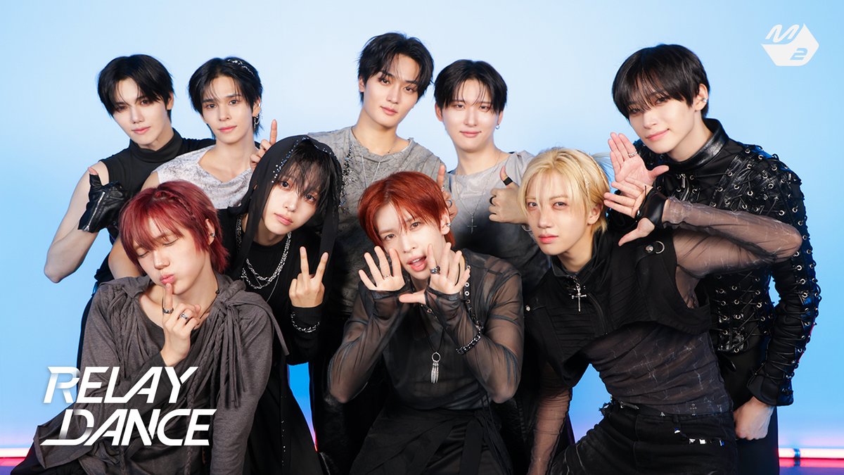 M2MPD's tweet photo. 러비티? 계속 LOUDER 하고 싶은 크래비티 릴레이댄스 보시지 않겠습니까? #릴레이댄스 #CRAVITY #LOUDER #크래비티 @CRAVITYstarship #RelayDance

▶ https://t.co/xIqQdVJVMB https://t.co/hxFbknfezq