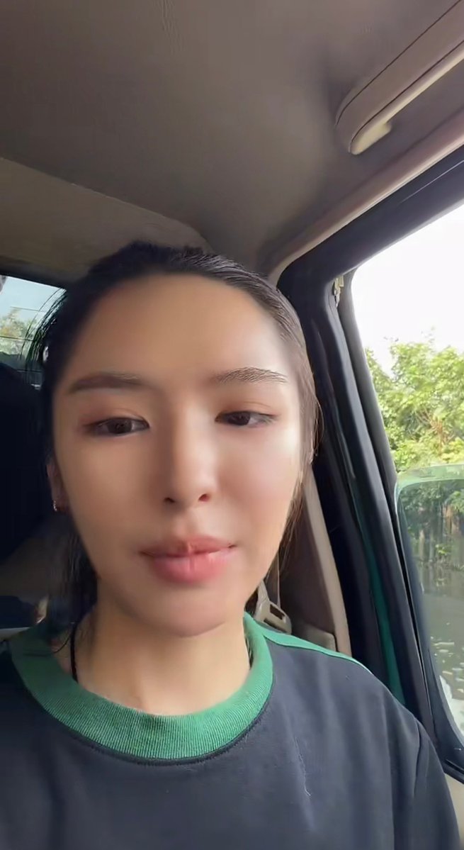 LKfengf's tweet photo. Omg The waters run deep.😱
baby please make sure to stay safe while volunteering.🙏🏻🔮💕🌏

#lookkaewkamollak
#โลกของลูกแก้ว https://t.co/5OqiBQJmyd