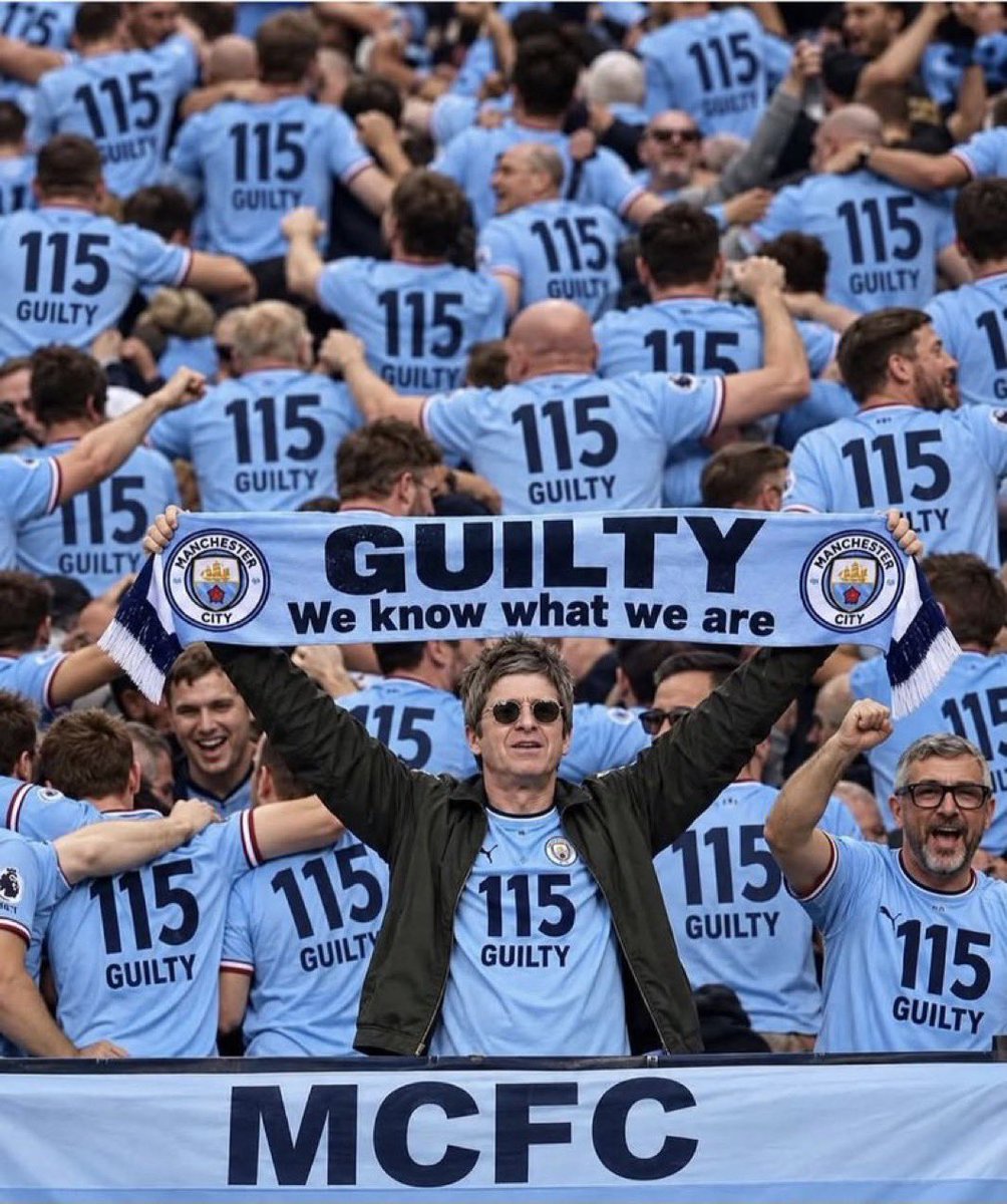 mufc_hal's tweet photo. @liamgallagher We know what you are 😂 ..you blue cheating bastards 😅 https://t.co/iwW1brxe1l