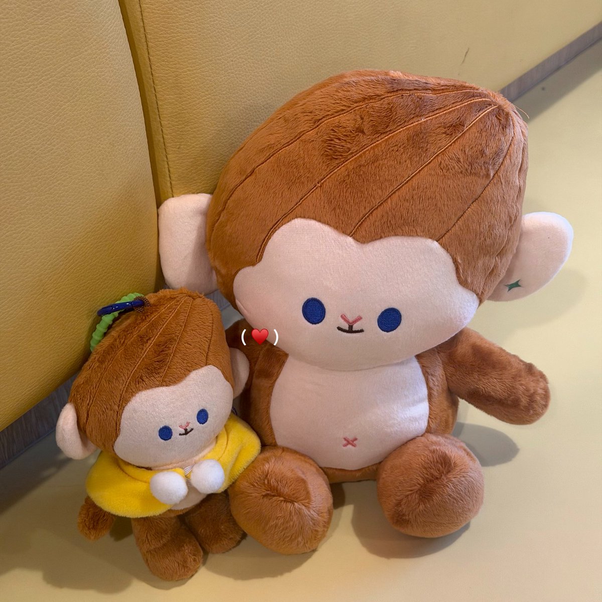 mehatemondayy's tweet photo. ตุวก้อใหย่ มาเบียดหนุไมเนี่ย ( 　'-' )ノ)`-' ) ?? https://t.co/L3llCzrNlm