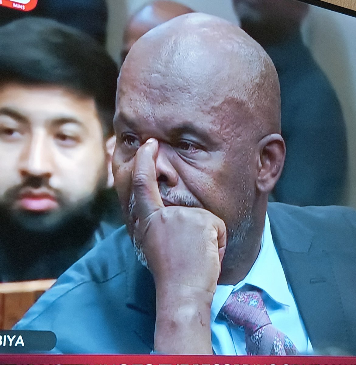 GirlMpuse's tweet photo. 13 - 19 year olds are teenagers and no matter what the law says those are kids in every parent's eyes. 
A 59 year old man entertaining young kids like those to even sit and watch them drink alcohol is disgusting. Asking nudes from them is extreme wickedness 
#Sibiya https://t.co/mAGVhJHsLB