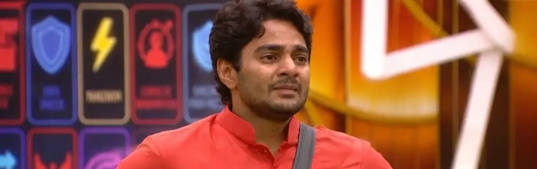 BiggBoss10_M's tweet photo. Mukesh pappu ni silent piki pakkana vesadu 😭 contendership nuchi 

LoL 😅🤣 
Pappu face right now 👇
#BiggBosstelugu10 https://t.co/NTKryps3xg
