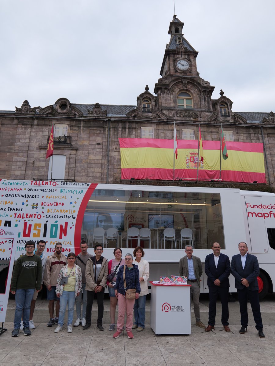 asociacionamica's tweet photo. 🚌 ¡El autobús «Cambia el filtro» de Fundación MAPFRE ya ha llegado a Torrelavega!

Hoy, te esperamos en el Boulevard Demetrio Herrero, junto al Ayuntamiento en horario: 10:00-14:00 y 15:00-18:00h.

👉 ¡No te lo pierdas! https://t.co/ZDTXfTCuht