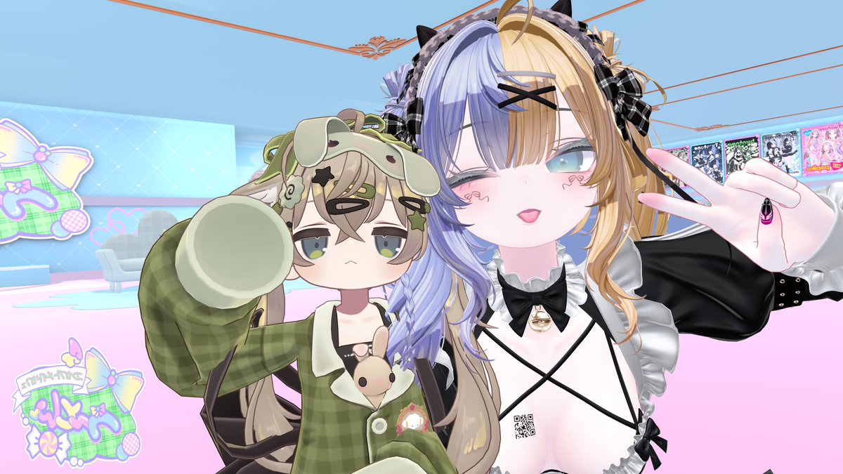 Nagochi_vrc's tweet photo. #つーとん_VRC
お邪魔してきました。
わらびちゃんかわいいよわらびちゃん
一生懸命おむらいすになごち書いてくれてありがとうね

澪さんはとってもお話上手でまさかのラジオ体操組でびっくりしたよ。ラジオ体操で次は会いましょう。
次はあにまるずっにも会いに行きます。 https://t.co/QCGAk11kQC