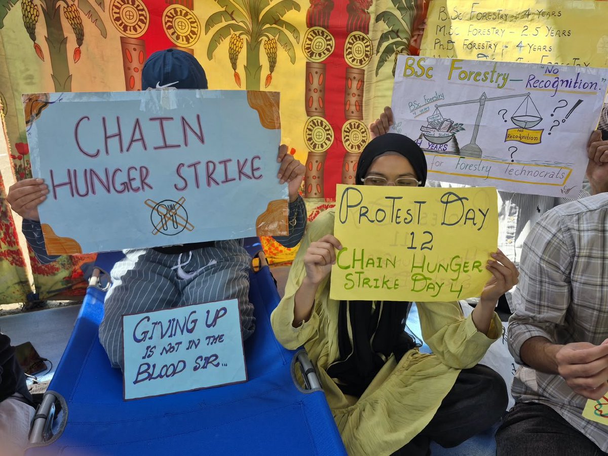 JKFSA_'s tweet photo. DAY 12 OF PROTEST | DAY 4 OF CHAIN HUNGER STRIKE 

No official response. No concrete outcome. Twelve days of students standing outside their classrooms, waiting for their issues to receive the attention they deserve. For students who should be focused on their studies and future, remaining away from classrooms for so long is neither easy nor desirable. Yet the absence of a formal resolution has left them with little choice but to continue their peaceful protest.

Four days into the chain hunger strike, the students remain composed but deeply disappointed. Twelve days should be enough for students to be heard. Their time, education and future matter. We continue to seek a formal written response and a clear resolution through peaceful and lawful means. 

@OmarAbdullah @dcganderbal @PCCFANDHOFF_JK @sakinaitoo @JatinKishore7 @JavedRanaa @Sunil_SharmaBJP @ANI @GreaterKashmir @RisingKashmir @GulistanNewsTV @Gbl_Police @javeddar786 @JKNC_
@jkpdp @BJP4JnK @PMOIndia
#Day12 #ChainHungerStrike #ForestryStudents #ForesterRecruitment #ForestryHasAPlace #JantarMantar