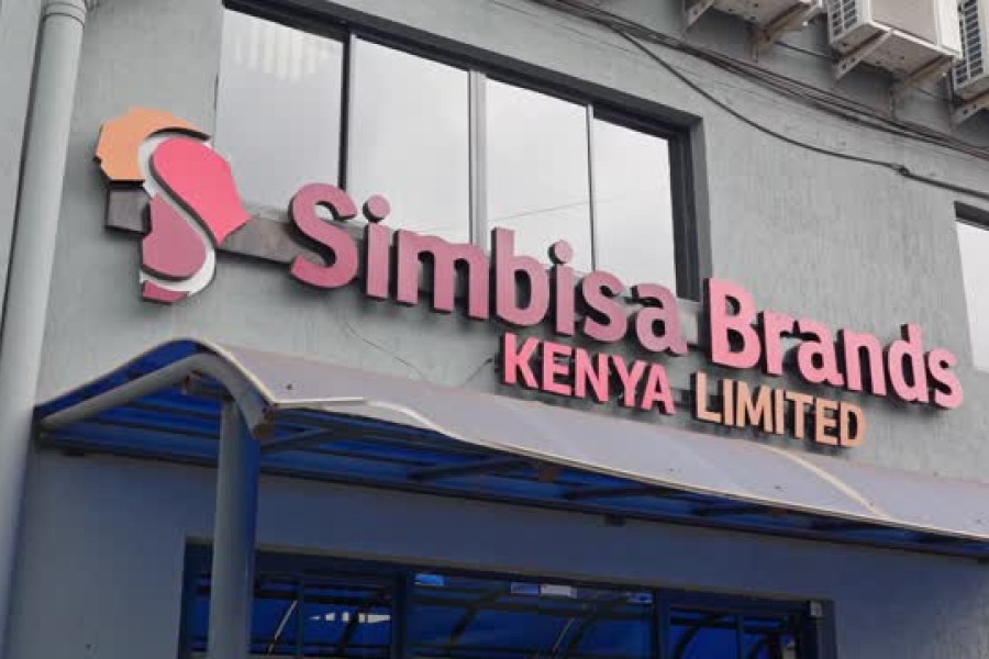TML_Zw's tweet photo. Simbisa expands restaurant network as customer volumes hit record 53.6m

Simbisa Brands opened 29 new fast-food outlets during the year to June 2026 as the quick-service restaurant operator saw customer volumes grow 11 percent to a record 53.6 million.
https://t.co/khxCwKxUyY https://t.co/Ly8SAPuO8V