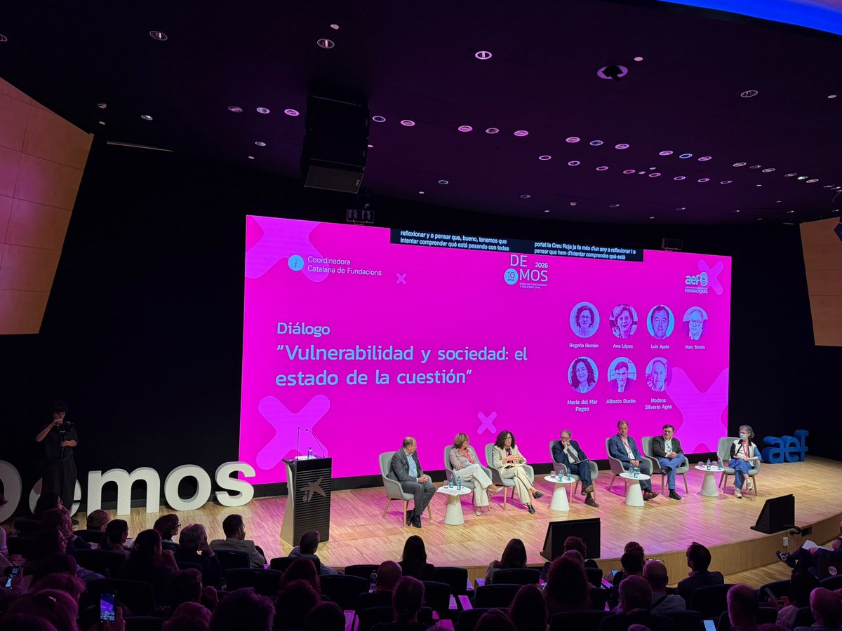 FundacionMdP's tweet photo. 🤝 Esta semana hemos participado en #DEMOS2026, el Foro de Fundaciones y Sociedad Civil celebrado en Barcelona y organizado por la Asociación Española de Fundaciones y la Coordinadora Catalana de Fundacions.
Bajo el lema “Vulnerabilidades y filantropía: las fundaciones como respuesta”, el encuentro reunió a entidades del sector fundacional para compartir experiencias, generar alianzas y reflexionar sobre algunos de los principales retos sociales actuales.
Desde Fundación Mutua de Propietarios valoramos especialmente estos espacios de encuentro, que favorecen el intercambio de conocimiento y la colaboración entre organizaciones comprometidas con la mejora de la sociedad.
Gracias a la organización y a todas las entidades participantes por estas jornadas de aprendizaje y colaboración.
#FundaciónMutuaDePropietarios #DEMOS2026 #Fundaciones #ImpactoSocial
--
🤝 Aquesta setmana hem participat a #DEMOS2026, el Fòrum de Fundacions i Societat Civil celebrat a Barcelona i organitzat per l’Asociación Española de Fundaciones i la Coordinadora Catalana de Fundacions.
Sota el lema “Vulnerabilitats i filantropia: les fundacions com a resposta”, la trobada va reunir entitats del sector fundacional per compartir experiències, generar aliances i reflexionar sobre alguns dels principals reptes socials actuals.
Des de la Fundación Mutua de Propietarios valorem especialment aquests espais de trobada, que afavoreixen l’intercanvi de coneixement i la col·laboració entre organitzacions compromeses amb la millora de la societat.
Gràcies a l’organització i a totes les entitats participants per aquestes jornades d’aprenentatge i col·laboració.
#FundaciónMutuaDePropietarios #DEMOS2026 #Fundacions #ImpacteSocial