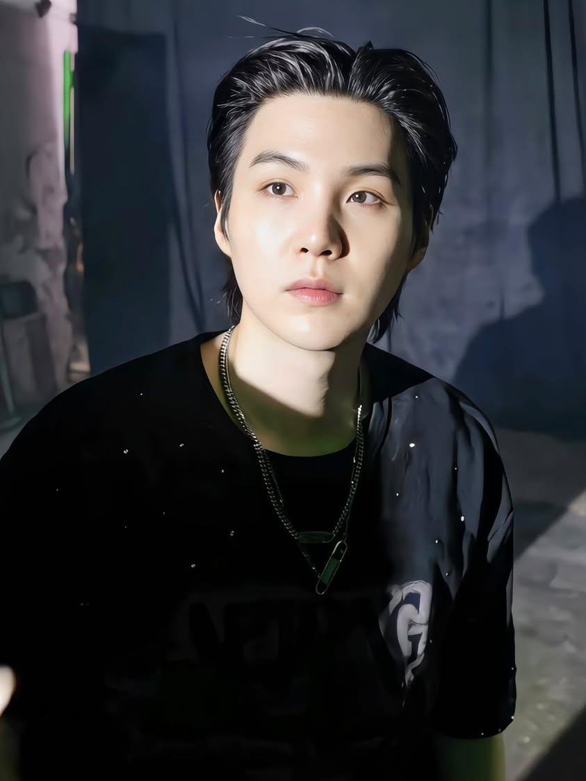 MIN_YOONGI7SUGA's tweet photo. https://t.co/BlAOrZjGEb