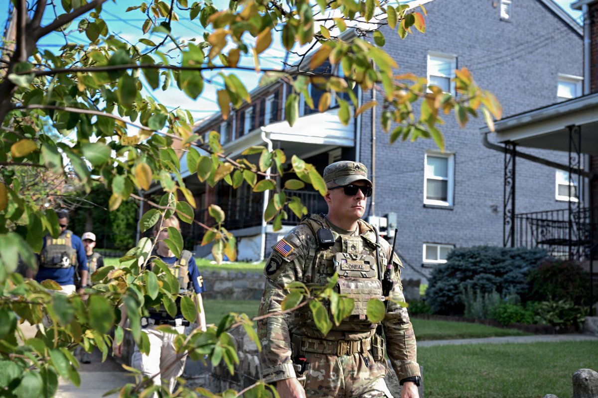 DCGuard1802's tweet photo. From business districts to the National Mall, through neighborhoods &amp; everywhere in between — our presence is felt across the nation’s capital. Joint Task Force-DC remains visible, vigilant and ready to support our partners &amp; help keep Washington safe. #AlwaysReadyAlwaysThere https://t.co/mXhXbXNvjv