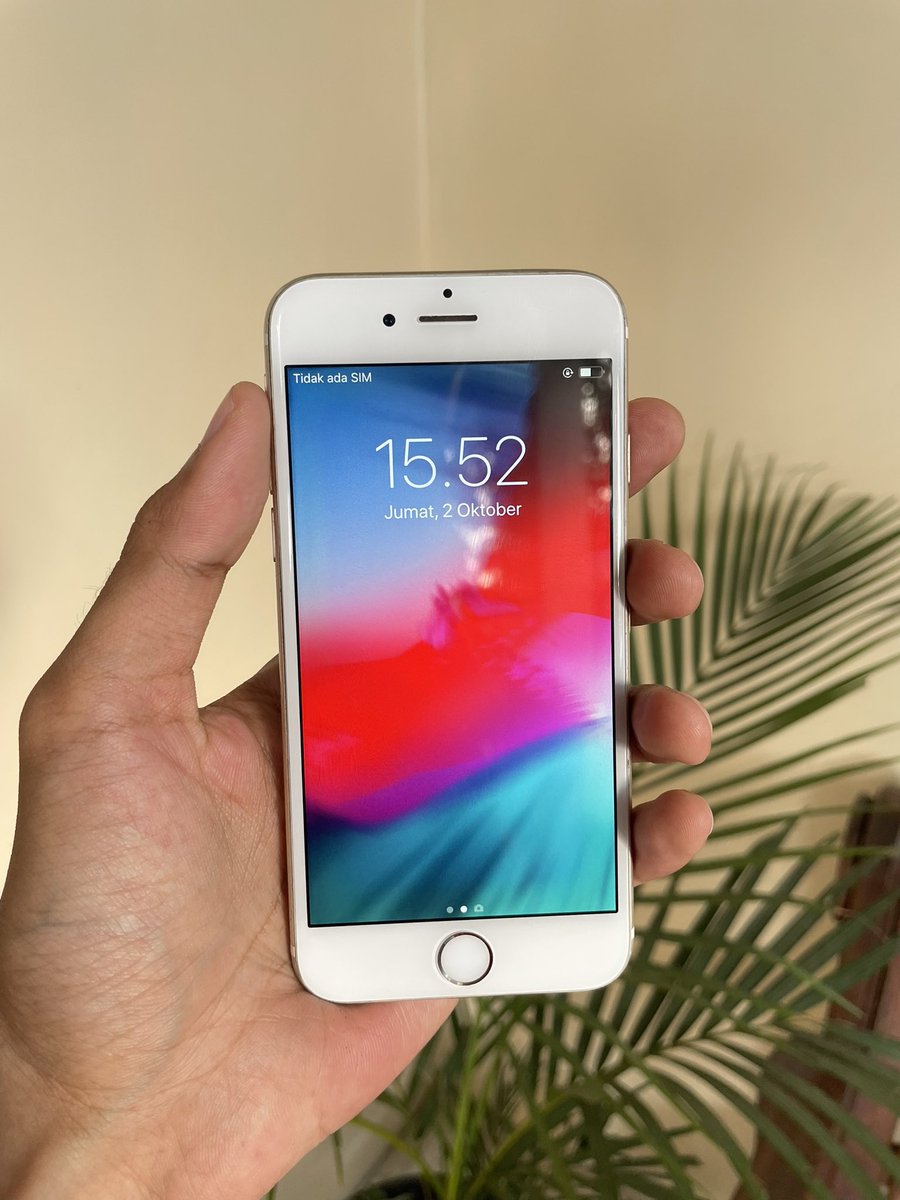 Carriedigiphone's tweet photo. Wts iPhone 6 64gb all operator, kamera D/B jernih banget, layar original no kendala, Touch ID dan tombol on, battery awet, pemakaian normal. Harga 600k nego tipis bisa oyen, paxel sameday, dan cod Jakut https://t.co/wl96dYAnvi