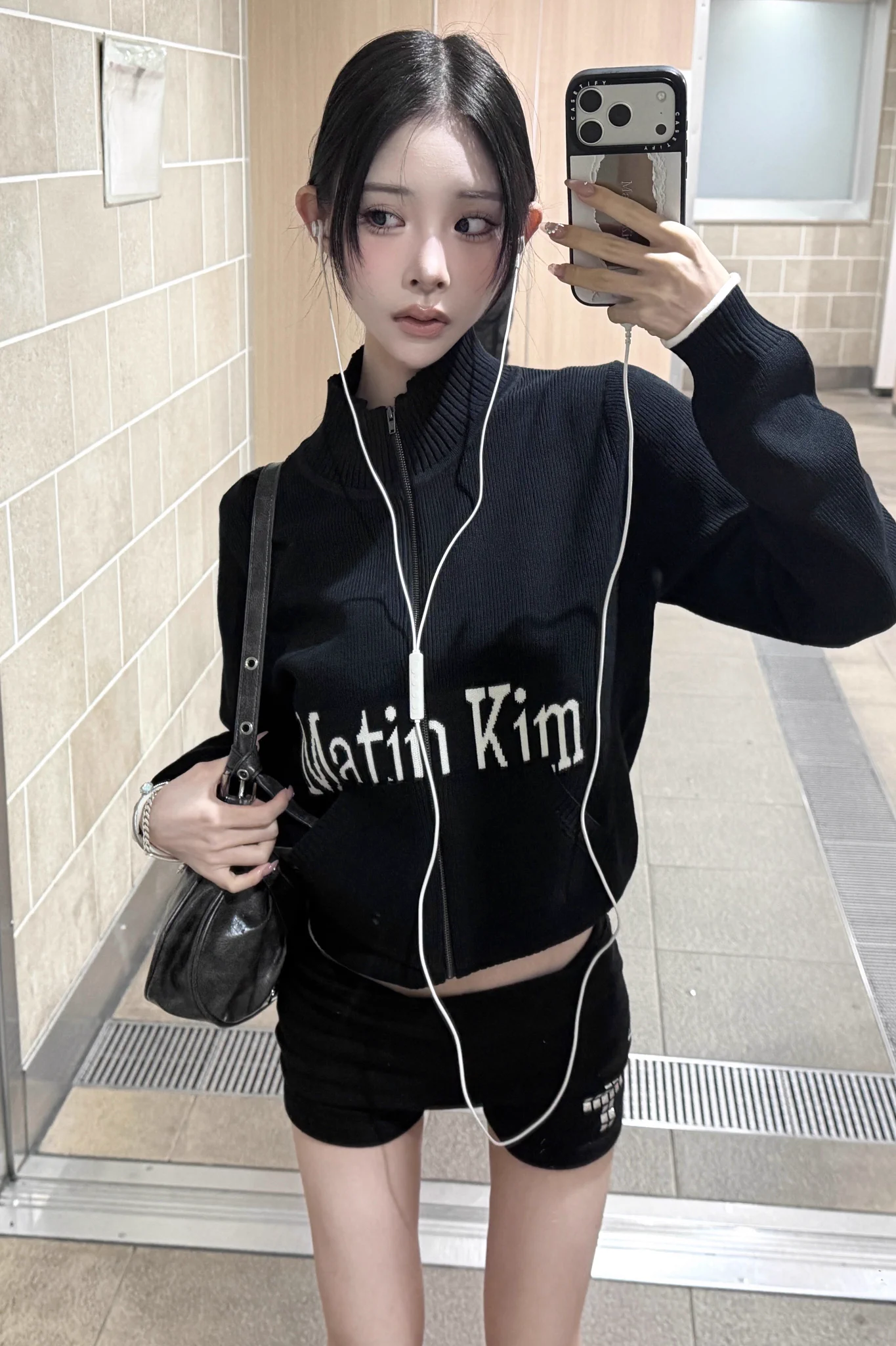 Matin Kim ジップアップ ニット ブラック PATCH DETAIL KNIT ZIP UP