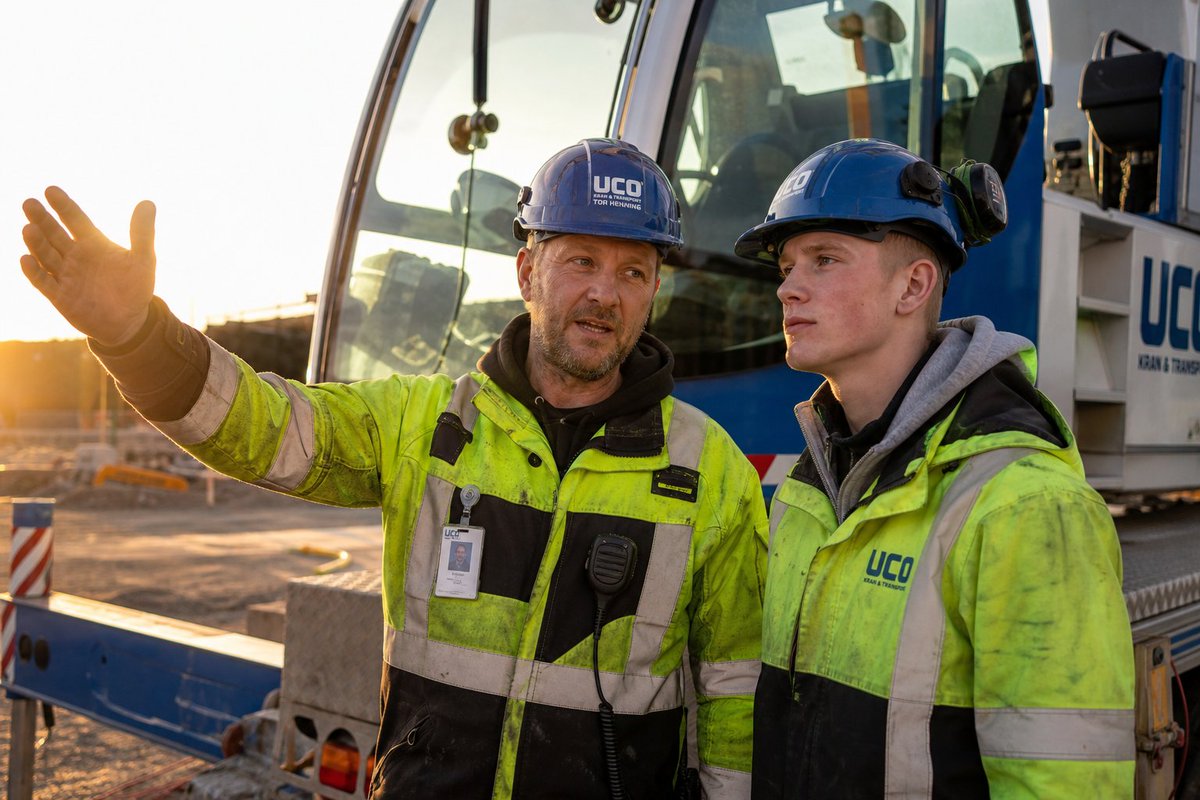 frogswiper's tweet photo. Safety culture starts with you. Not the safety manual, not the poster on the wall — you. Every lift you do safely sets the standard for the crew. Lead by example. The new guy watches what you do, not what you say.
#SafetyCulture #LeadByExample #CraneOperator #ConstructionSafety https://t.co/0kzjK7vgxu