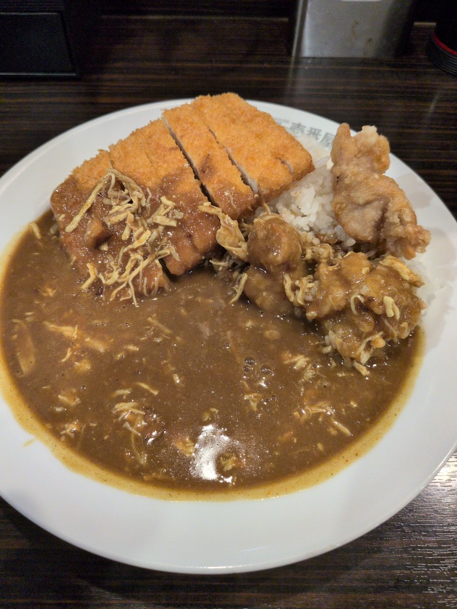 kmkktr's tweet photo. 今日はカレー https://t.co/RGGMZOA8vO