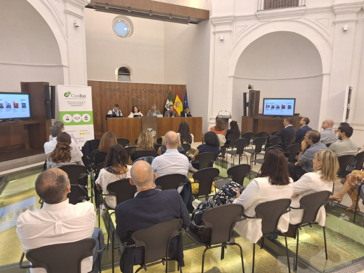 Cienciamento's tweet photo. Arranca la tercera jornada de ConExt, el programa que conecta ciencia y política en Extremadura.
#CienciaenelParlamento #ConExt #AsambleaExtremadura #AsesoramientoCientífico
#CienciaYPolítica https://t.co/d5q4baqdCg