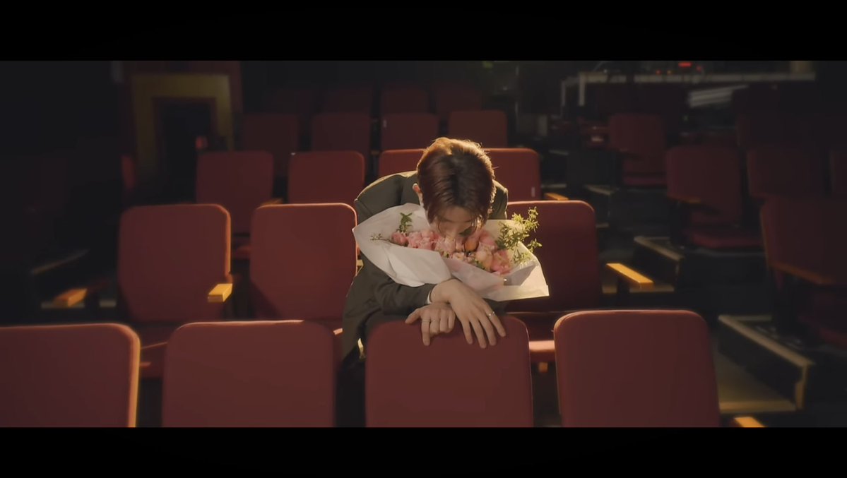 heeenher's tweet photo. This is what falling in love feels like https://t.co/0MMGTCeY2Z