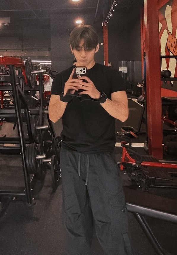 thvgaggedme's tweet photo. there's just something so crazy about these particular tae pics https://t.co/Txe9w8t8C5