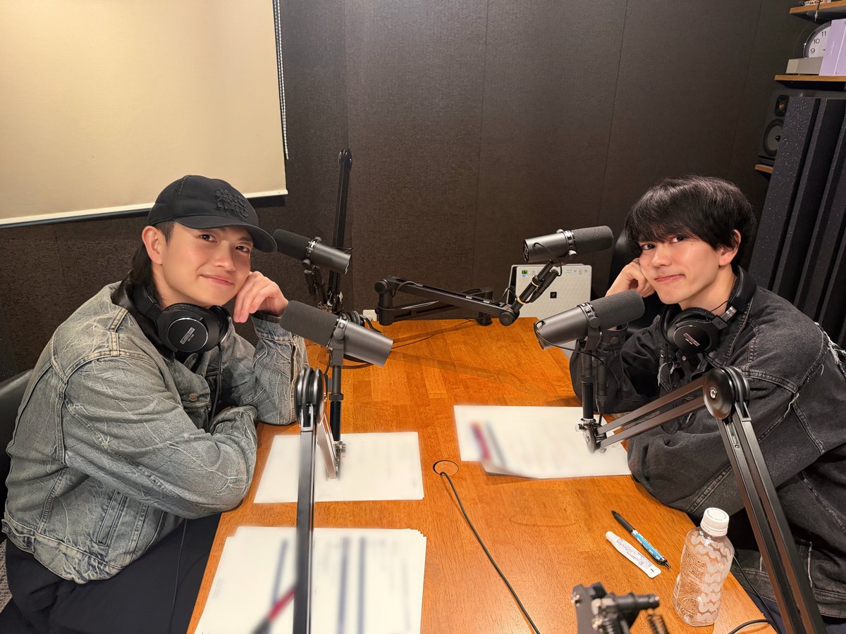 tsunahei929's tweet photo. ⋆. ݁┈┈┈┈┈┈┈┈┈┈┈┈┈ ݁.⋆
東海ラジオ
「つなへいの俺たちがイチバン楽しい！！」
⭐️ 初回放送ありがとうございました ⭐️
⋆. ݁┈┈┈┈┈┈┈┈┈┈┈┈┈ ݁.⋆

初回放送いかがでしたか？👀
番組へのコメント・感想は 
#つなへいラジオ をつけて投稿お願いします 💬´-

PODCASTの配信は、
10月11日（日）から配信スタート！

皆さんからのメッセージお待ちしております📨🔽
https://t.co/E9tIjeSuMn

#つなへいラジオ #TOKAIRADIO #綱啓永 #樋口幸平