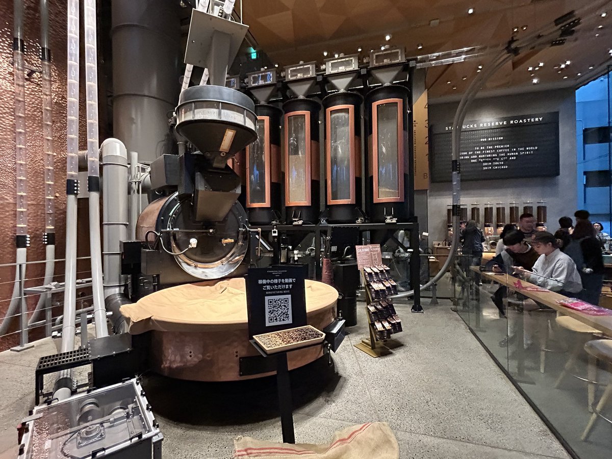 AdamG1304's tweet photo. To my Japanese friends 🇯🇵♥️
I thought coffee was something I already understood.
Then a May evening in Tokyo.
I was only walking with my wife.
The Reserve Roastery stopped us without asking.
Warm light.
The smell of beans still being roasted.
No hurry inside.
I held the cup longer than I drank.
The coffee I knew before that night simply became quieter.
It was not better.
It was more careful.
Thank you for teaching a stranger how much can live in one small cup.
We still remember the light.
Arigatō.
We will return. ☕
#Japan #Tokyo #Coffee