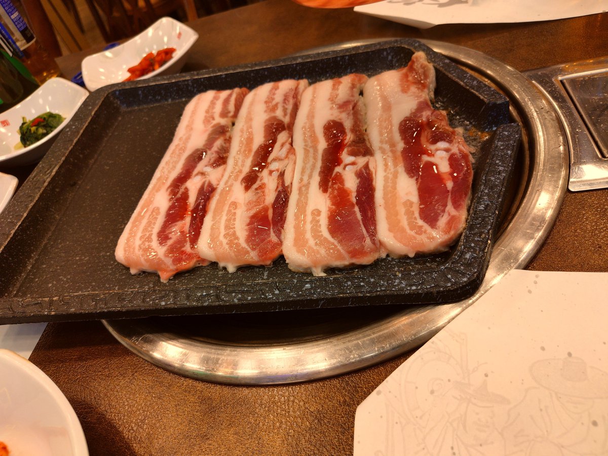 mode_MOD2's tweet photo. 始まった https://t.co/xZerZPhMOh