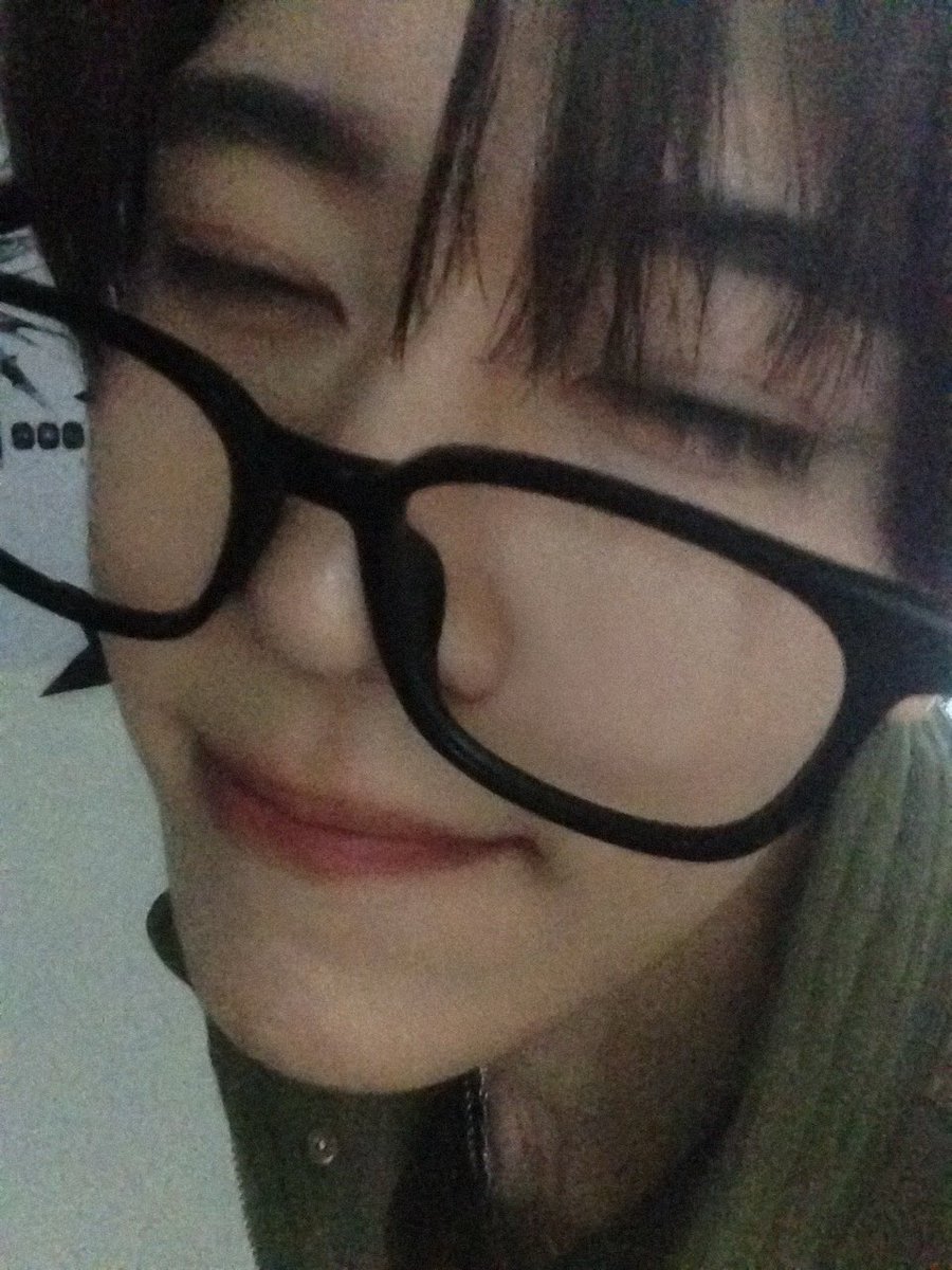 noisscape's tweet photo. 뭐야 …? https://t.co/UapQKqU8U7