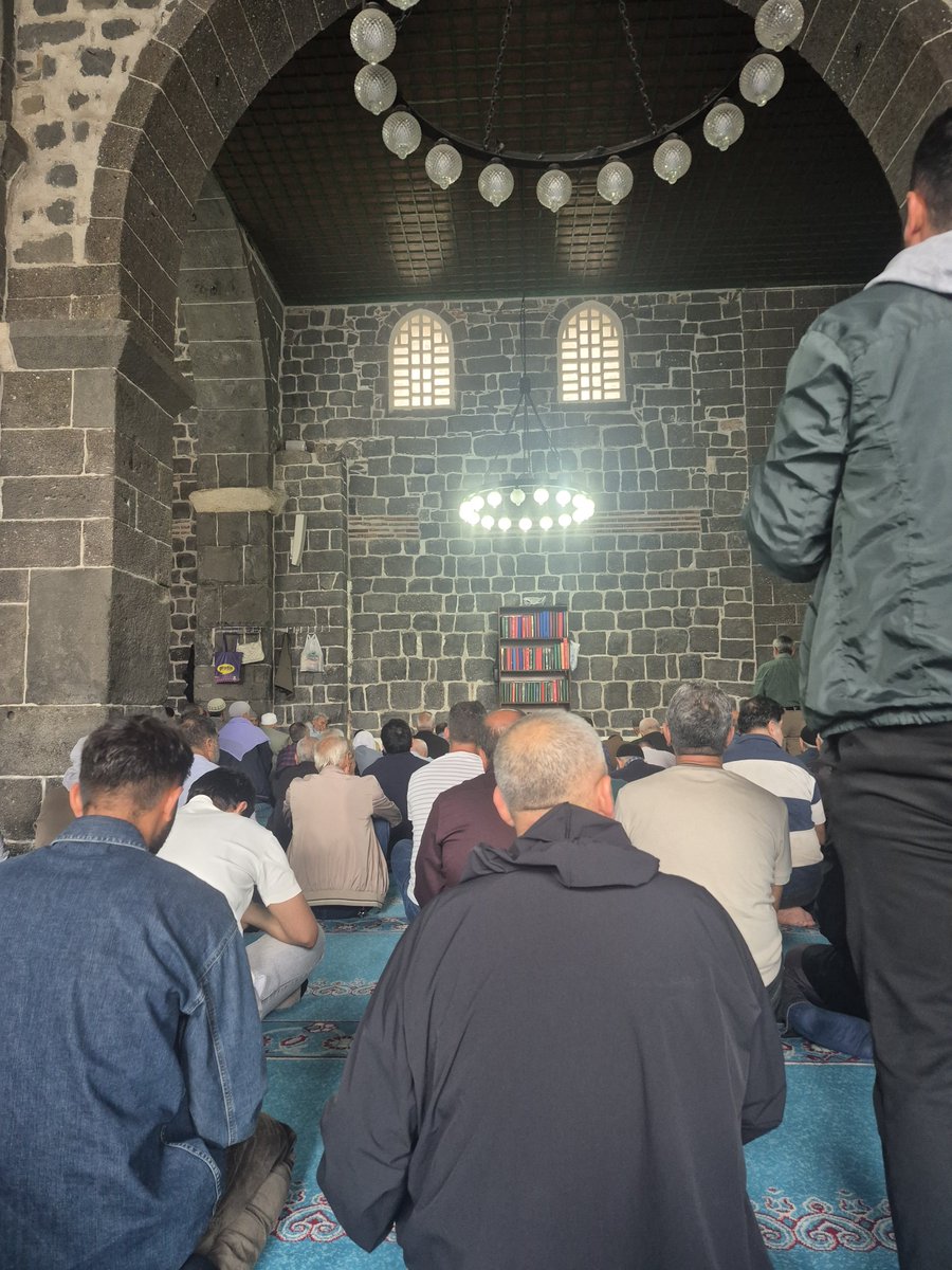 orhangovtr's tweet photo. Kadim Türk şehri Diyarbakırdan hayırlı cumalar https://t.co/6HjEt2IQUm