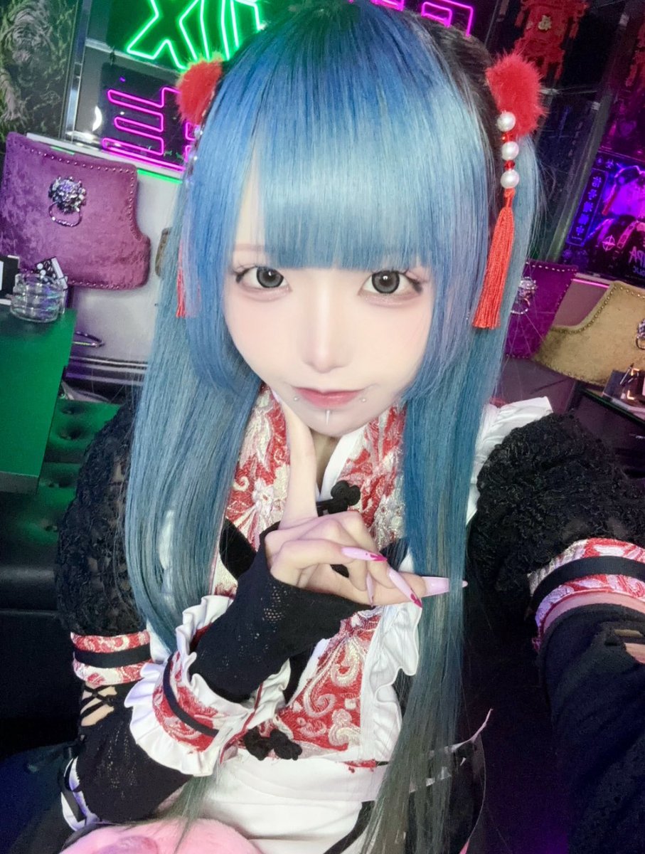 ame_denpaholic's tweet photo. 你好♡♡

 #熊本  #コンカフェ  #コスプレ  #地雷系  #自撮り界隈  #派手髪  #チャイナ https://t.co/qbfQ9YjTaV