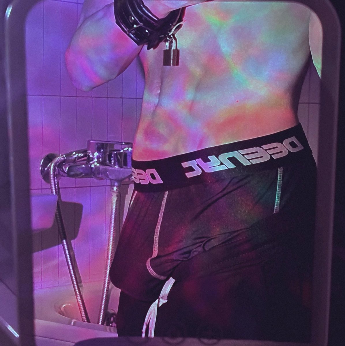 OopsPuppy2's tweet photo. new metal collar 🔒
locktober 2/31, take the keys? 🔑
#chastity #slave #bdsm #puppyplay #twink #gay https://t.co/LV4wfmfVmb