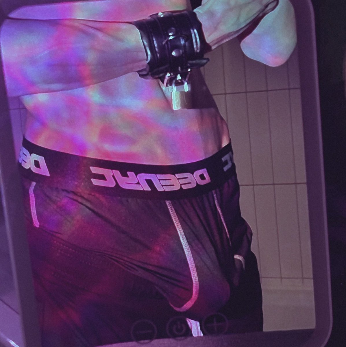 OopsPuppy2's tweet photo. new metal collar 🔒
locktober 2/31, take the keys? 🔑
#chastity #slave #bdsm #puppyplay #twink #gay https://t.co/LV4wfmfVmb