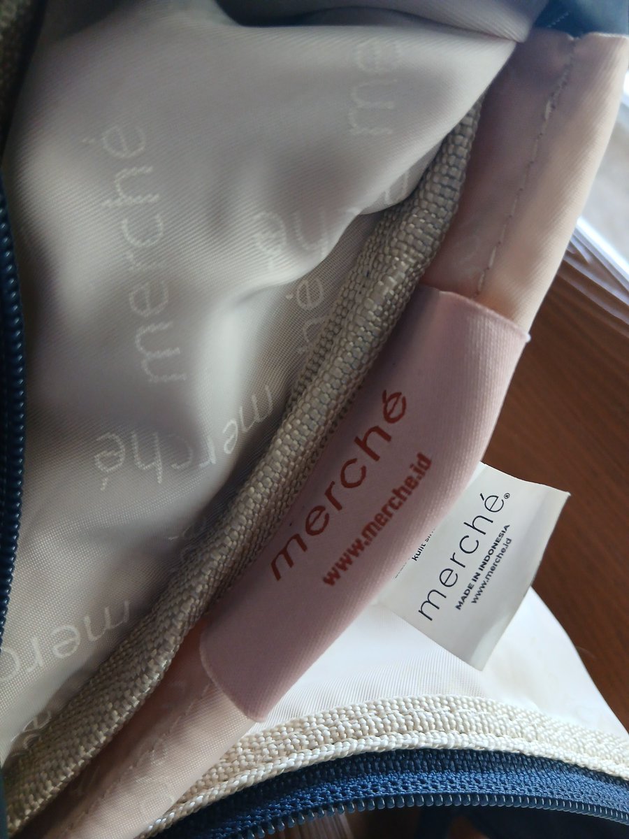 aaaylns's tweet photo. wts backpack merche navy dom karawang 150 aja https://t.co/umdCexRAQ7