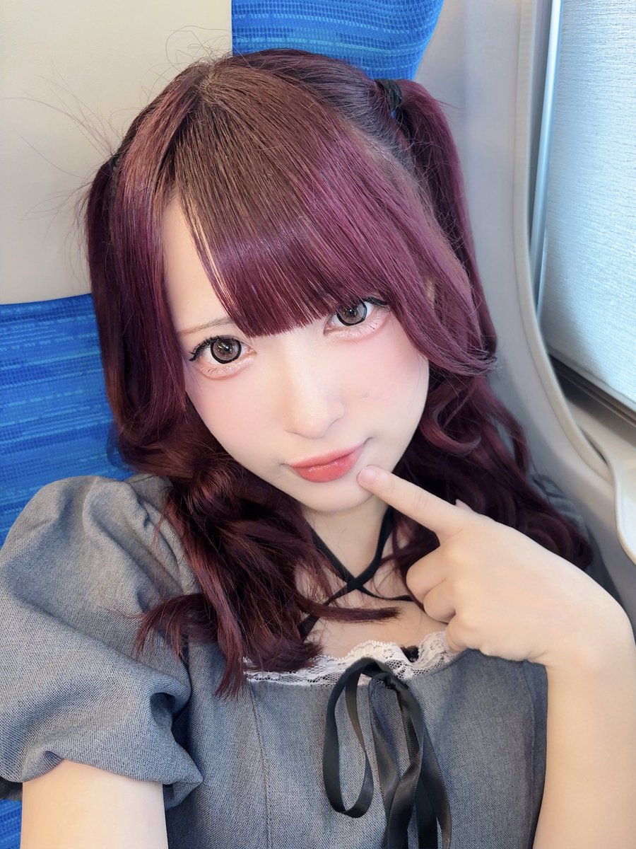 tokiusa_yumina's tweet photo. 今 ＃女ドル好き顔9選 流行ってるけど…
きみの好き顔1位がいいな💭

上から1月順に並べてみたから見て〜 https://t.co/8FNVLOrt1g