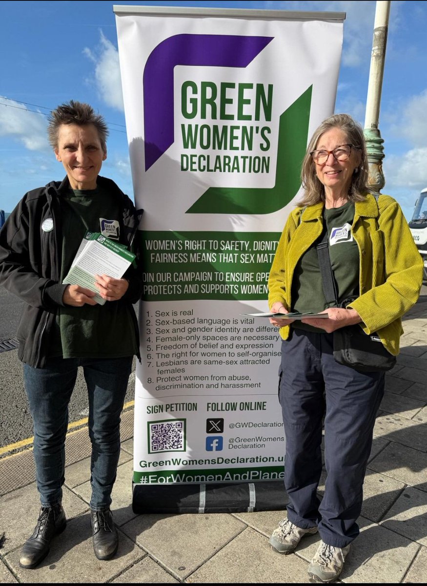 GWDeclaration's tweet photo. These women were deemed too scary for Green Party members to encounter inside Conference.
Our stall was banned.
But you can meet us outside in the sunshine instead!

Read our 8-point Declaration.

Judge for yourself!

#WomenWithLeaflets

#ForWomenAndPlanet https://t.co/MhnYNr52Z4