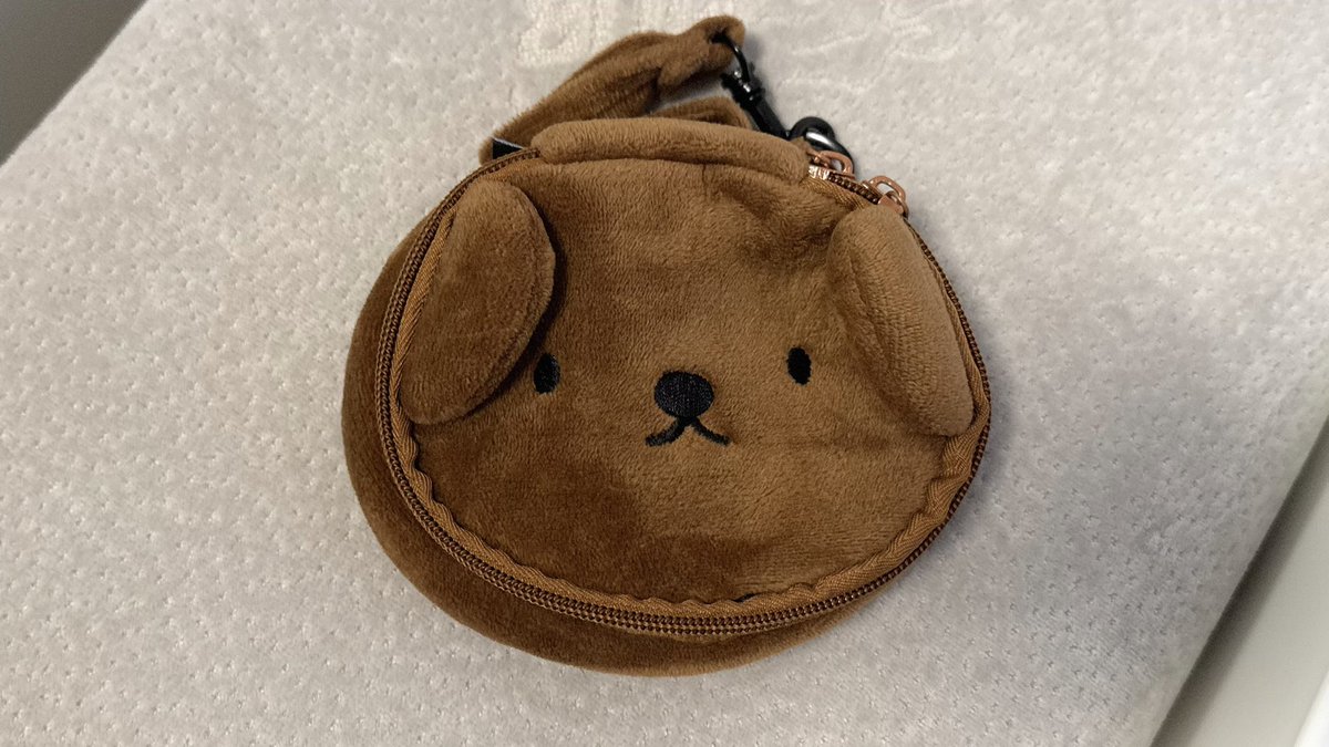 MrMarket89's tweet photo. 제 지갑 이쁘죠? 🐻 https://t.co/dTx06Ql2py
