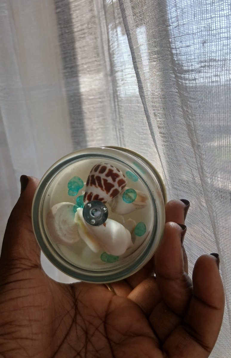 Kanjoor0's tweet photo. Hata wacha tu niongeze hapa, coz bills zinaendelea kuambia Mpesa "🐔🐔miss 2" 😅
Barter trade? But with your cash 💸 

Tuanze na candles, 3pcs available; from 1,600 to KES.1,400
Valid from Oct 2nd - Oct 10th

Pick &amp; Pay Ready as in images 

+254751610909 (Airtel Money+Enquiries) https://t.co/UHUmzMF9gH
