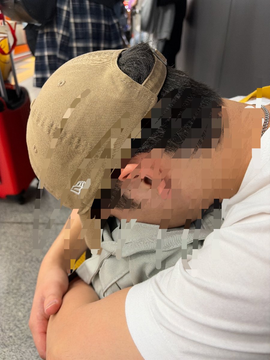 kaki3573's tweet photo. ずっと下向いてた
こちらこそ楽しかったよ☺️またね https://t.co/j6hiHRgju8