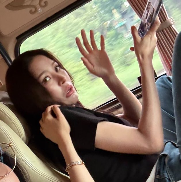 jkpyne_'s tweet photo. ขอโทษนะปอนอ แต่เหมือนมากจริงๆ 5555555555555555555555555 https://t.co/pIwCS8wZ7G