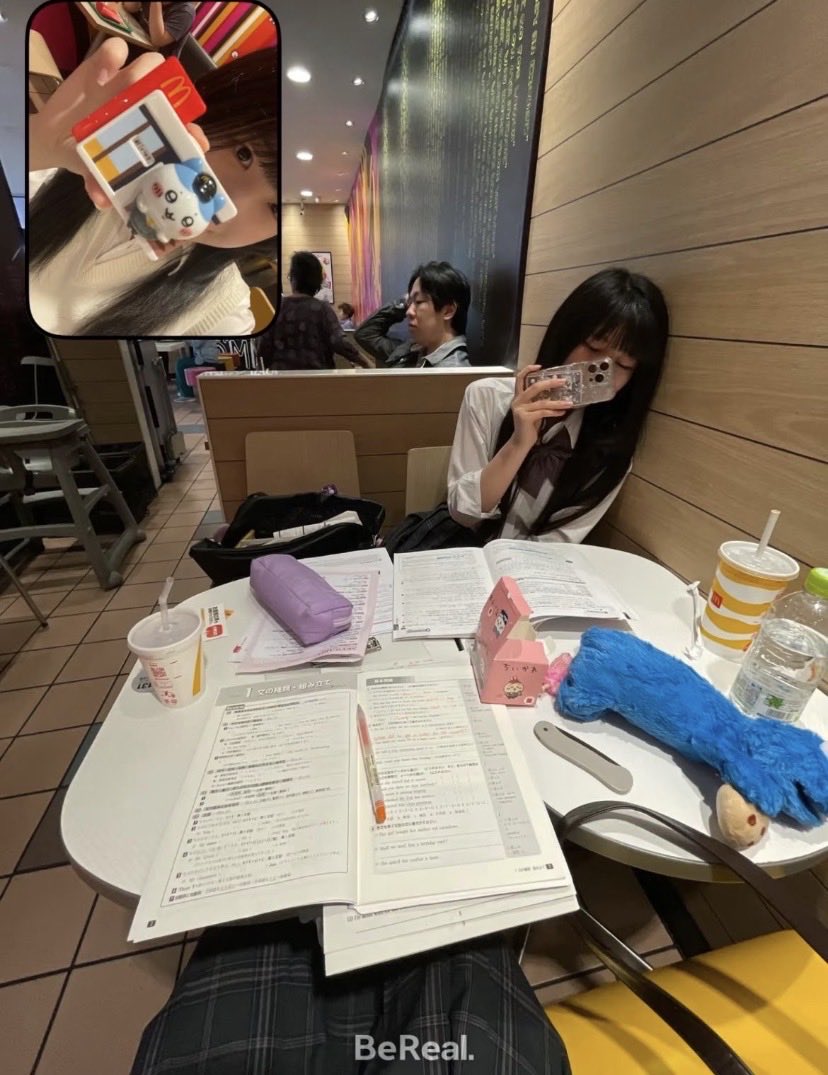 kluklu_4141's tweet photo. jk時代
いいねでDM
#裏アカ女子　#裏アカ男子と繋がりたい https://t.co/02eVNyLFko