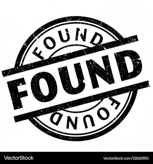 PDRescue's tweet photo. From Rugby Vet Hospital:

We have had black Pomeranian type dog handed in to us this morning, injured. No collar or microchip. Found #Lutterworth. Please contact us if you believe he may be yours 01788 345345 please share to help is find his owners. https://t.co/RPD2uVJtig